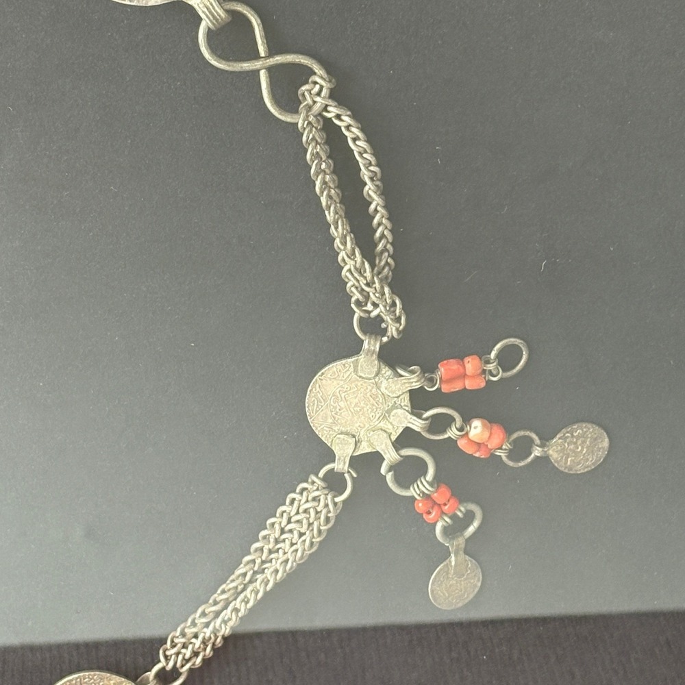 Berber N‎ African Silver Coin Necklace Coral Beads Coins Dated 1902–1903 Framed - Picture 12 of 16